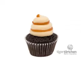 Cappuccino-Caramel Cupcake: Cappuccino-Cupcake und salziges Karamell-Topping