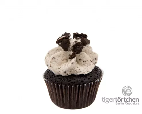 Oreo-Cream Cupcake: Veganer Schokoladen-Cupcake und Vanille-Keks-Creme