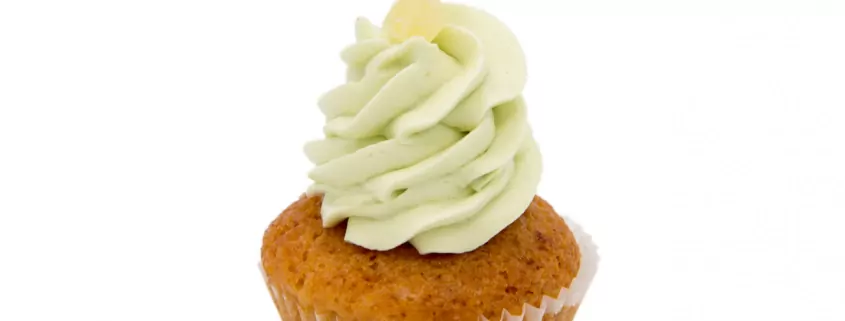 Pineapple-Power Cupcake: Veganer Ananas-Cupcake und Avocado-Zitronen-Creme