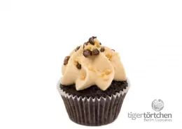 Schoko-Peanut Cupcake: Veganer Schoko-Cupcake und Karamell-Erdnuss-Topping