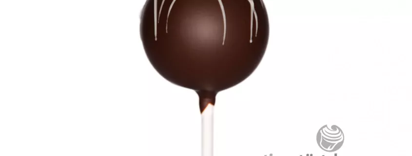 Black-Orange Cake-Pop: Orangenkuchen mit Zartbitter- und weißer Schokoladenhülle