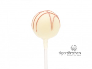 Red-Velvet Cake-Pop Red-Velvet Cake-Pop: Red-Velvet-Kuchen mit weißer und Ruby-Schokoladenhülle