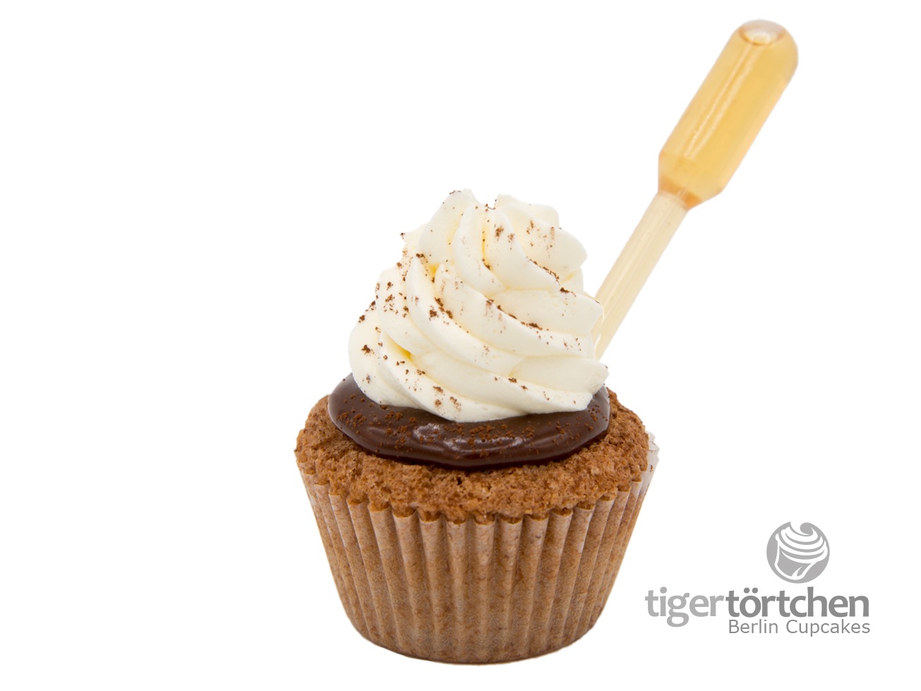 Hazel-Rum Cuptail Hazel-Rum Cuptail: Schoko-Nuss-Cupcake und Creme-Topping mit Rum-Infusion (ohne Gluten)