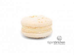 Champagne-Deluxe Macaron Champagne-Deluxe Macaron: Macaron mit einer Füllung aus Champagner und weißer Schokolade