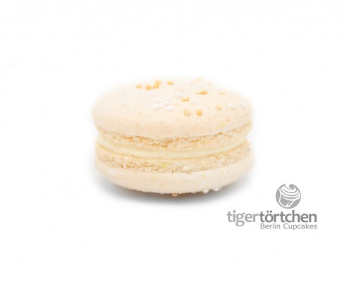 Champagne-Deluxe Macaron: Macaron mit einer Füllung aus Champagner und weißer Schokolade