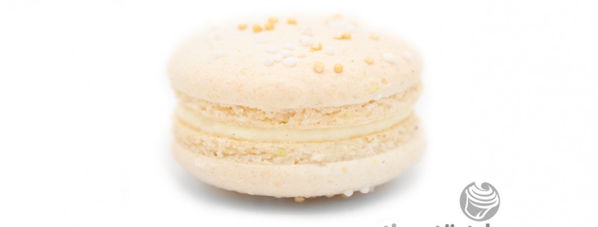 Champagne-Deluxe Macaron: Macaron mit einer Füllung aus Champagner und weißer Schokolade