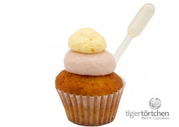 Tequila-Sunrise Cuptail: Orangen-Cupcake und Grenadine-Orangen-Topping mit Tequila-Infusion