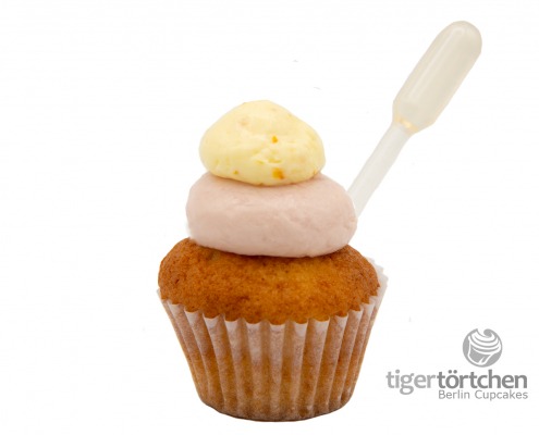 Tequila-Sunrise Cuptail: Orangen-Cupcake und Grenadine-Orangen-Topping mit Tequila-Infusion