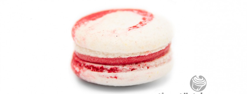 Very-Cherry Macaron: Macaron mit einer Füllung aus fruchtiger Kirsche
